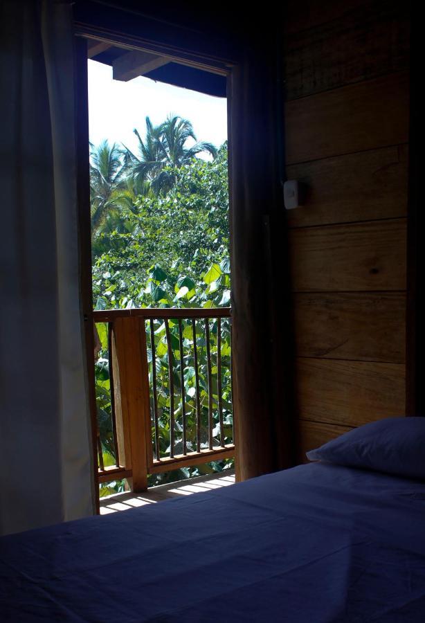 El Almendron Beach Hostel Guachaca Buitenkant foto
